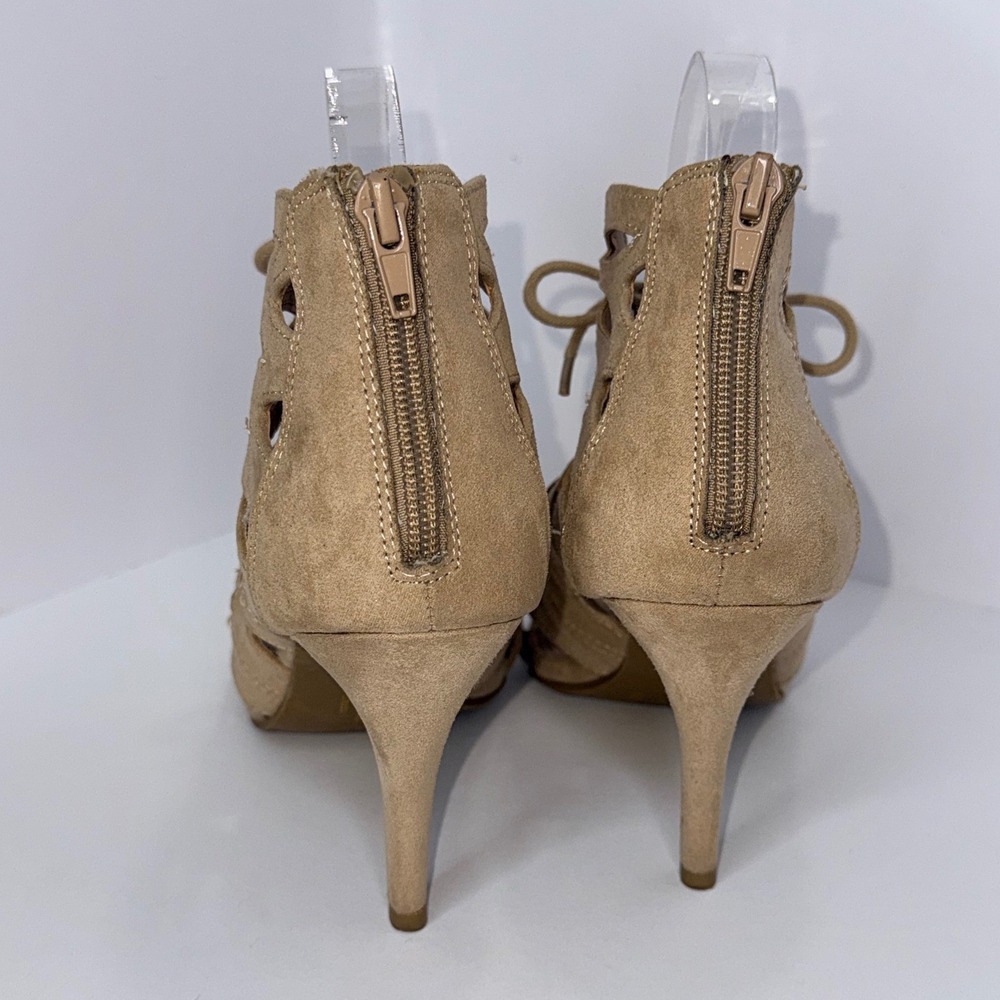 Christian Siriano Stiletto Heel Sandals 8 Tan Caged Lace Up Laser Cut Boho Chic - Picture 7 of 12